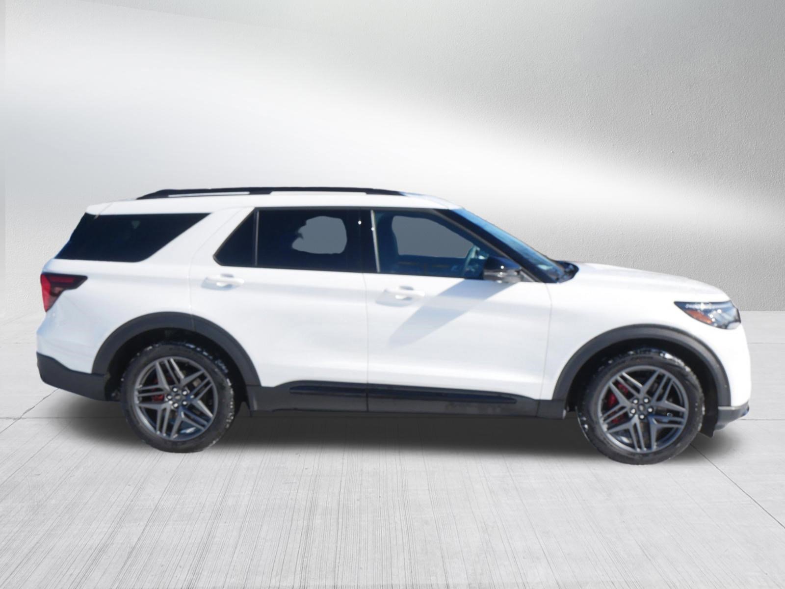 Used 2026 Ford Explorer ST w/ Sun And Sound Package image 8