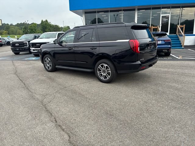 Used 2025 Ford Expedition Active AWD/4WD image 23