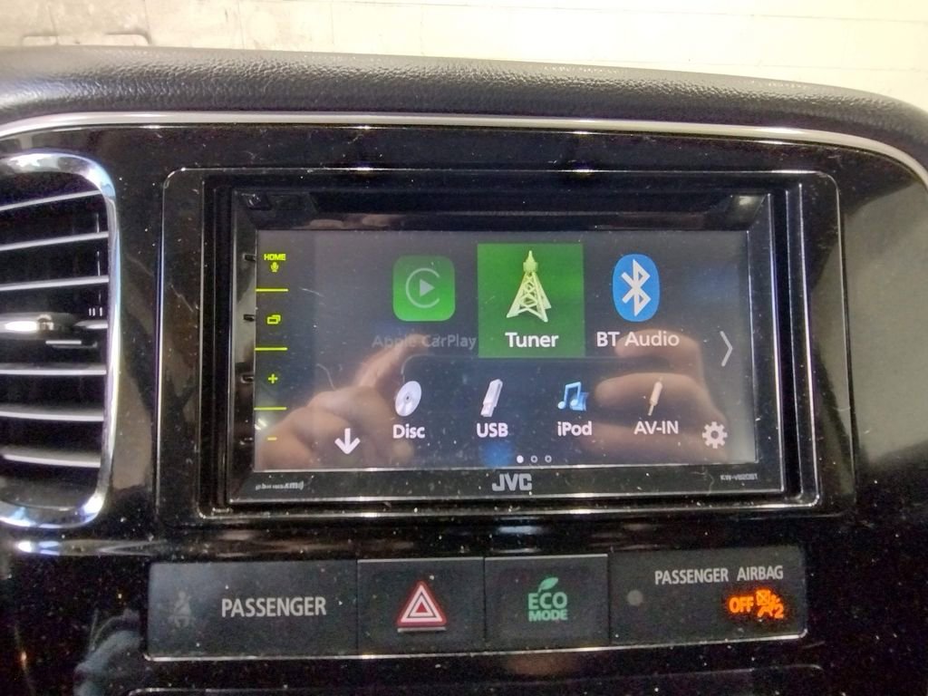 Used 2018 Mitsubishi Outlander ES image 31