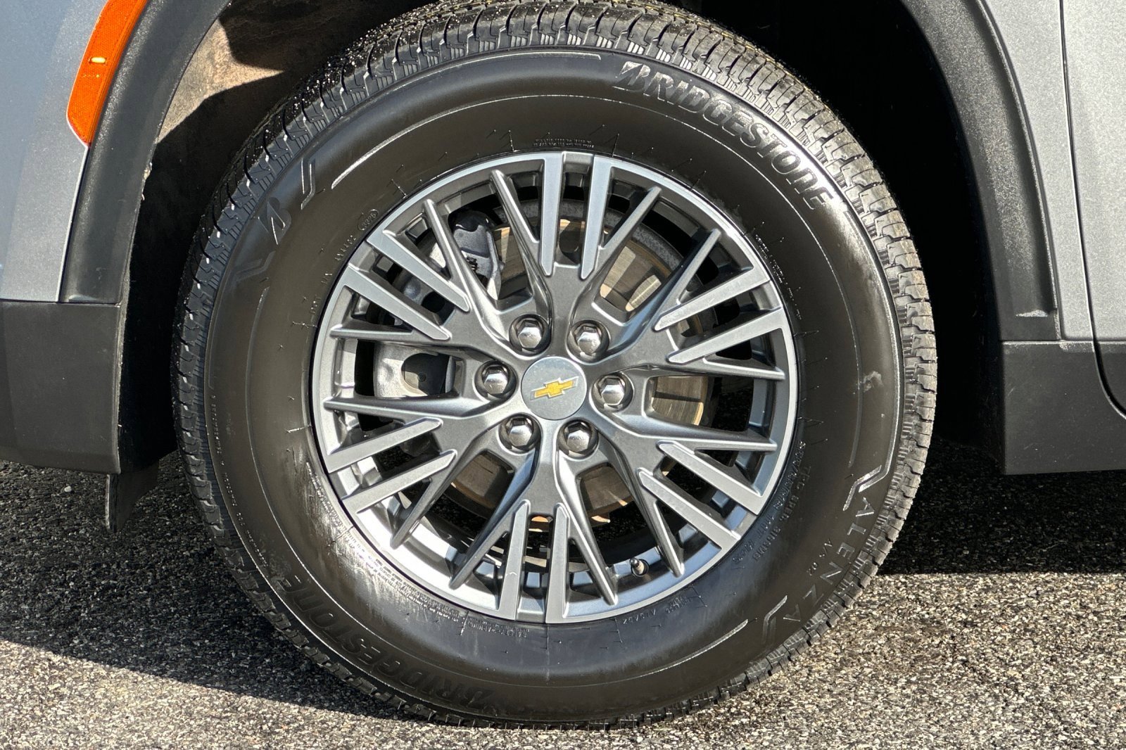 Certified 2024 Chevrolet Traverse LT image 37