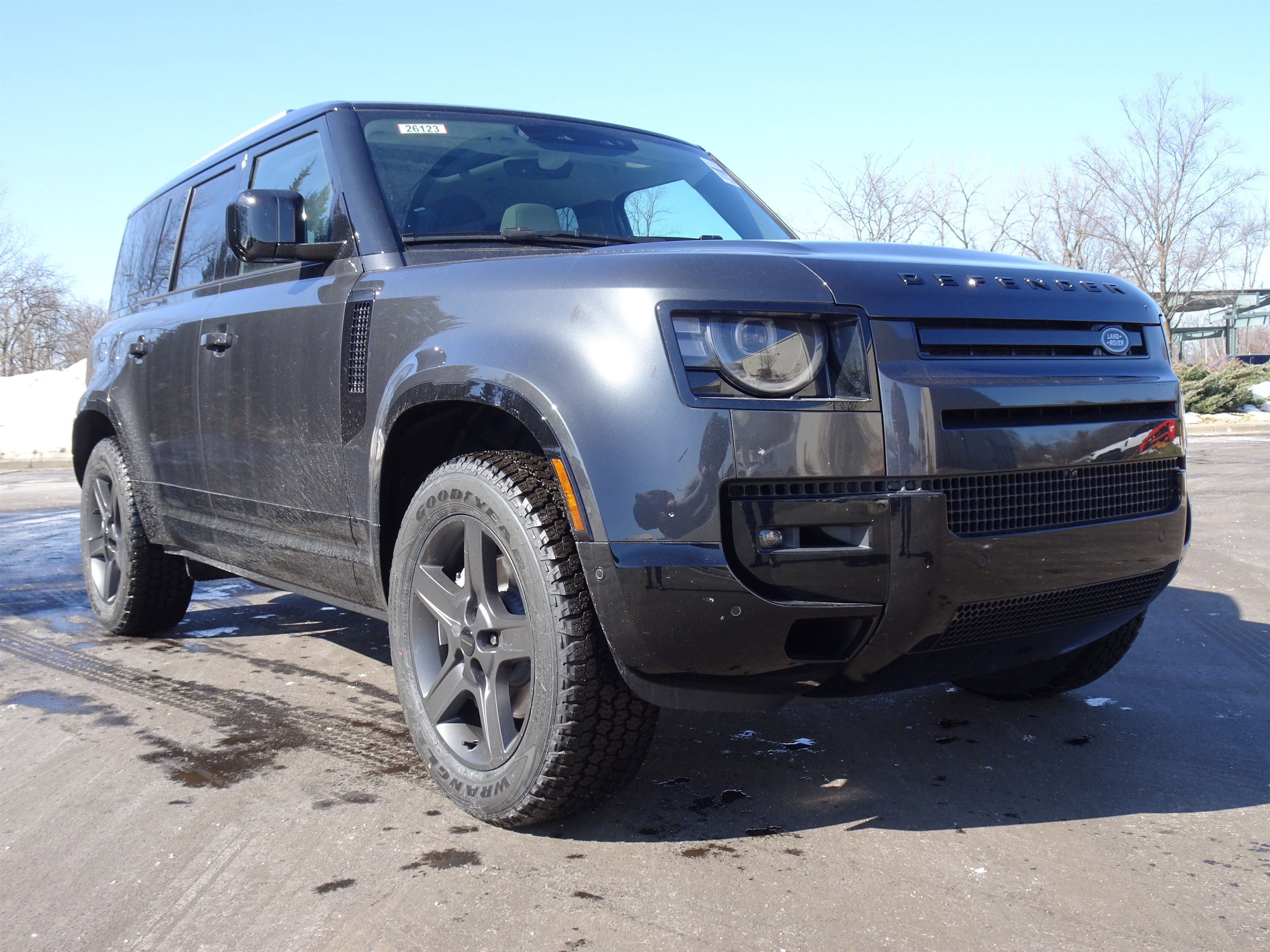 New 2026 Land Rover Defender 110 X-Dynamic SE AWD/4WD image 14