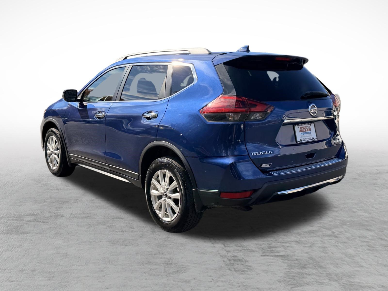 Used 2019 Nissan Rogue S w/ Special Edition Package AWD/4WD image 5