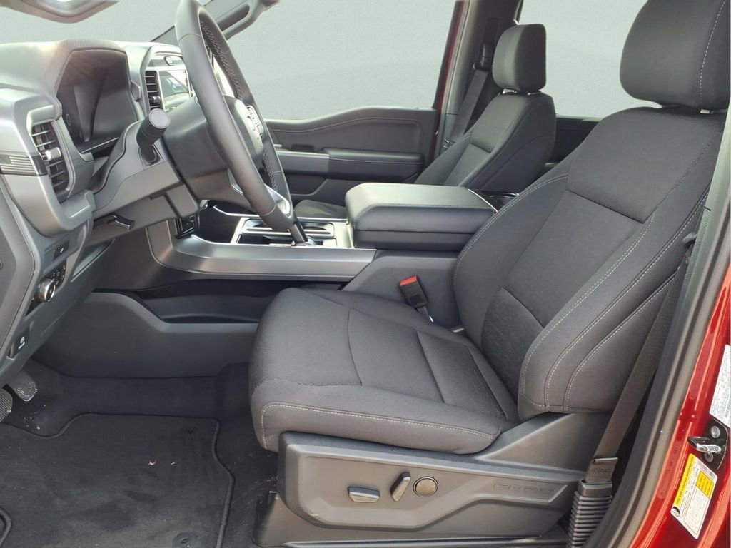 New 2026 Ford F150 XLT w/ Equipment Group 302A MID RWD image 9