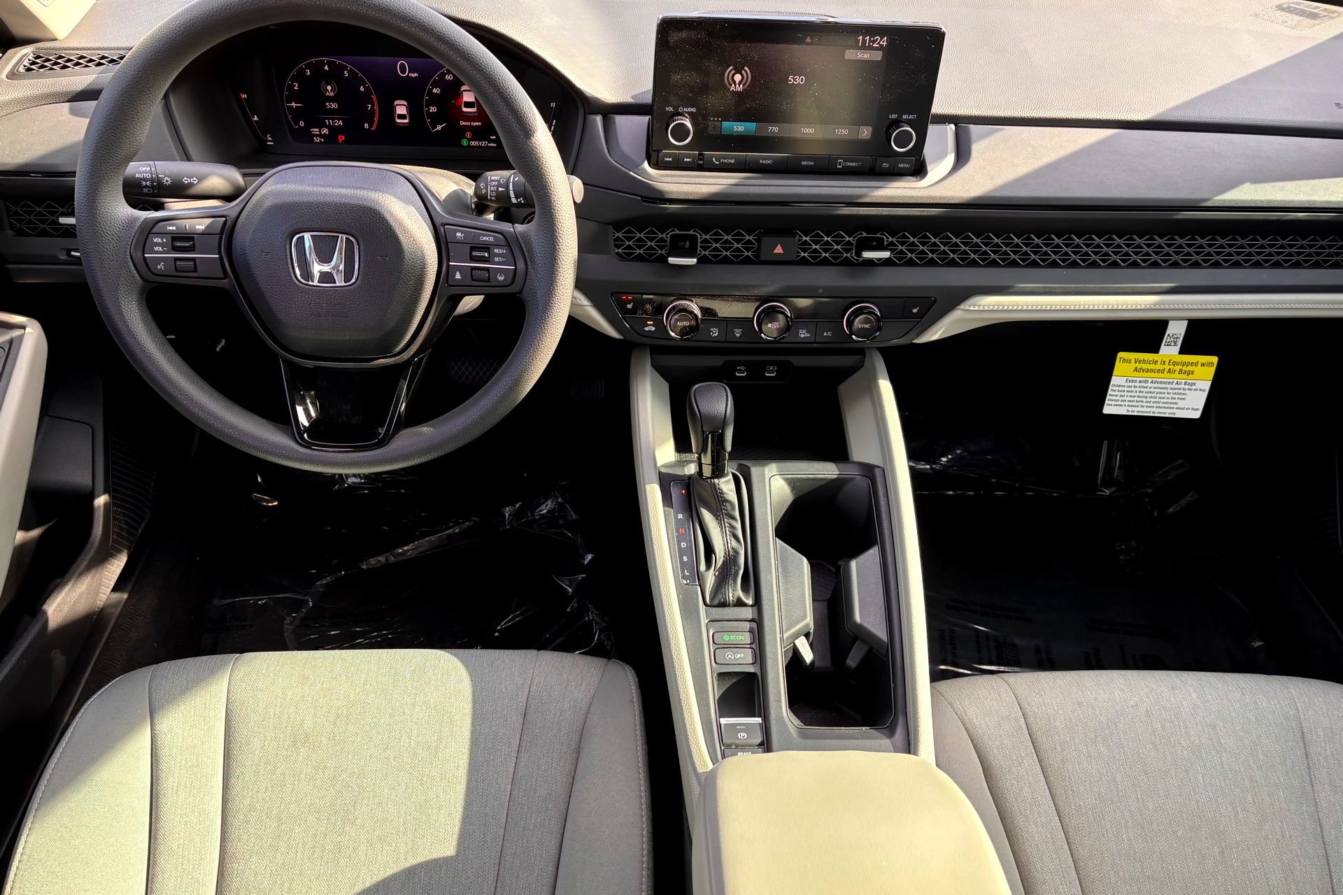 Used 2025 Honda Accord SE image 27