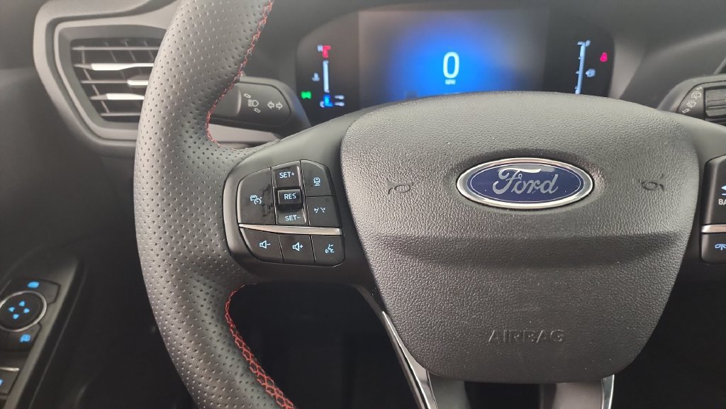 Certified 2023 Ford Escape ST-Line w/ Tech Pack #1 AWD/4WD image 18