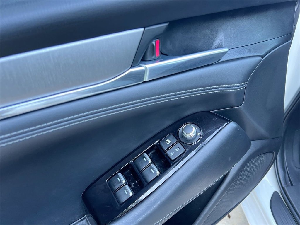 Used 2020 MAZDA MAZDA6 Touring image 11