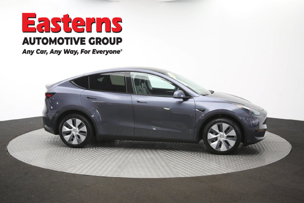 Used 2023 Tesla Model Y Long Range AWD/4WD image 43