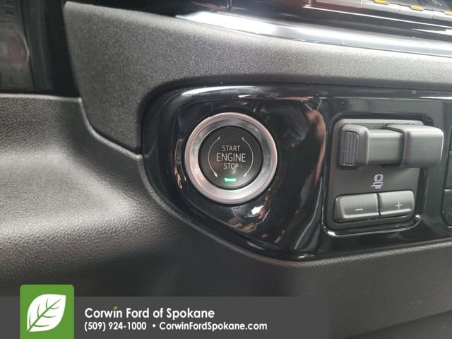 Used 2023 GMC Sierra 1500 SLT w/ SLT Premium Plus Package image 28