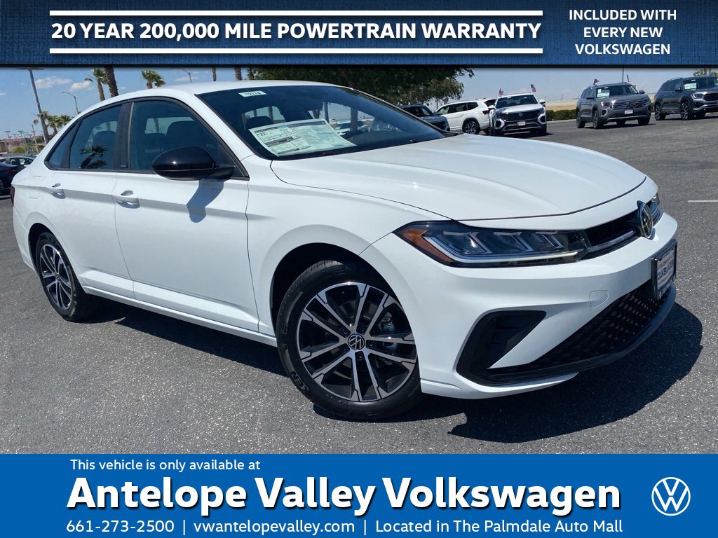 New 2025 Volkswagen Jetta Sport video 1