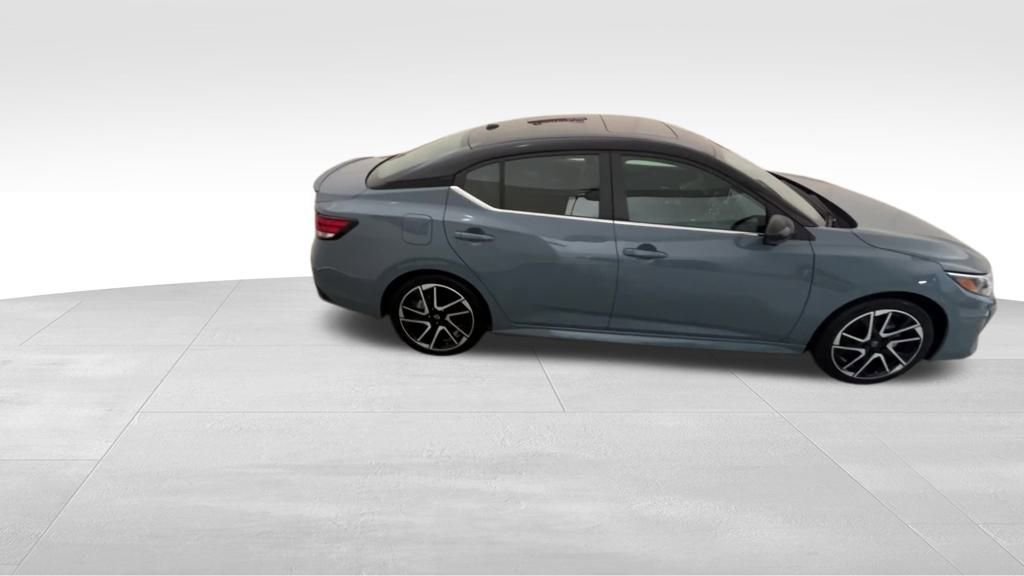 Certified 2024 Nissan Sentra SR w/ SR Premium Package image 7