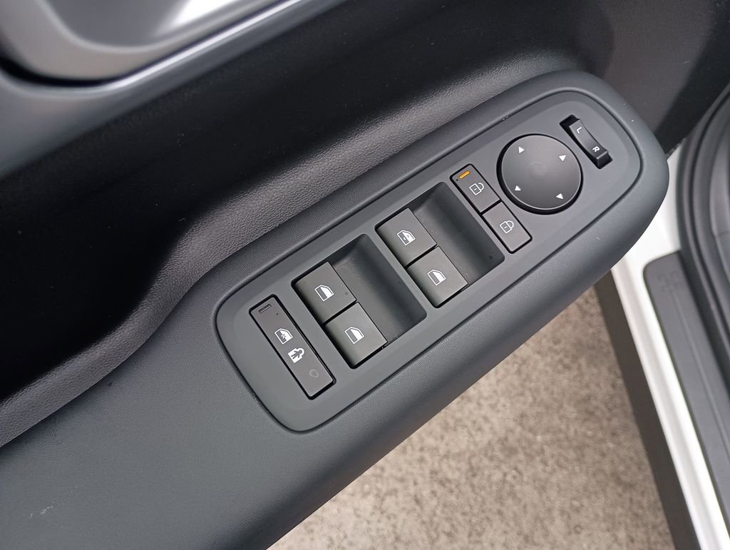 New 2026 Hyundai Santa Fe SE image 19