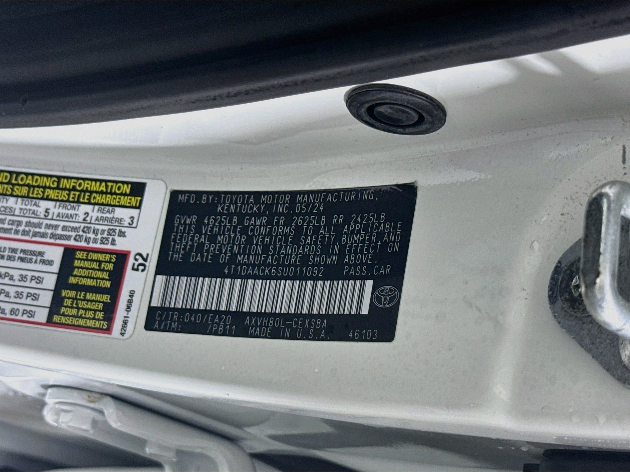 Used 2025 Toyota Camry SE FWD image 40