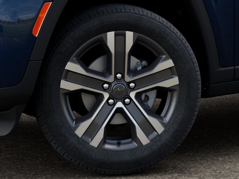 New 2027 Jeep Grand Cherokee L Limited AWD/4WD image 4