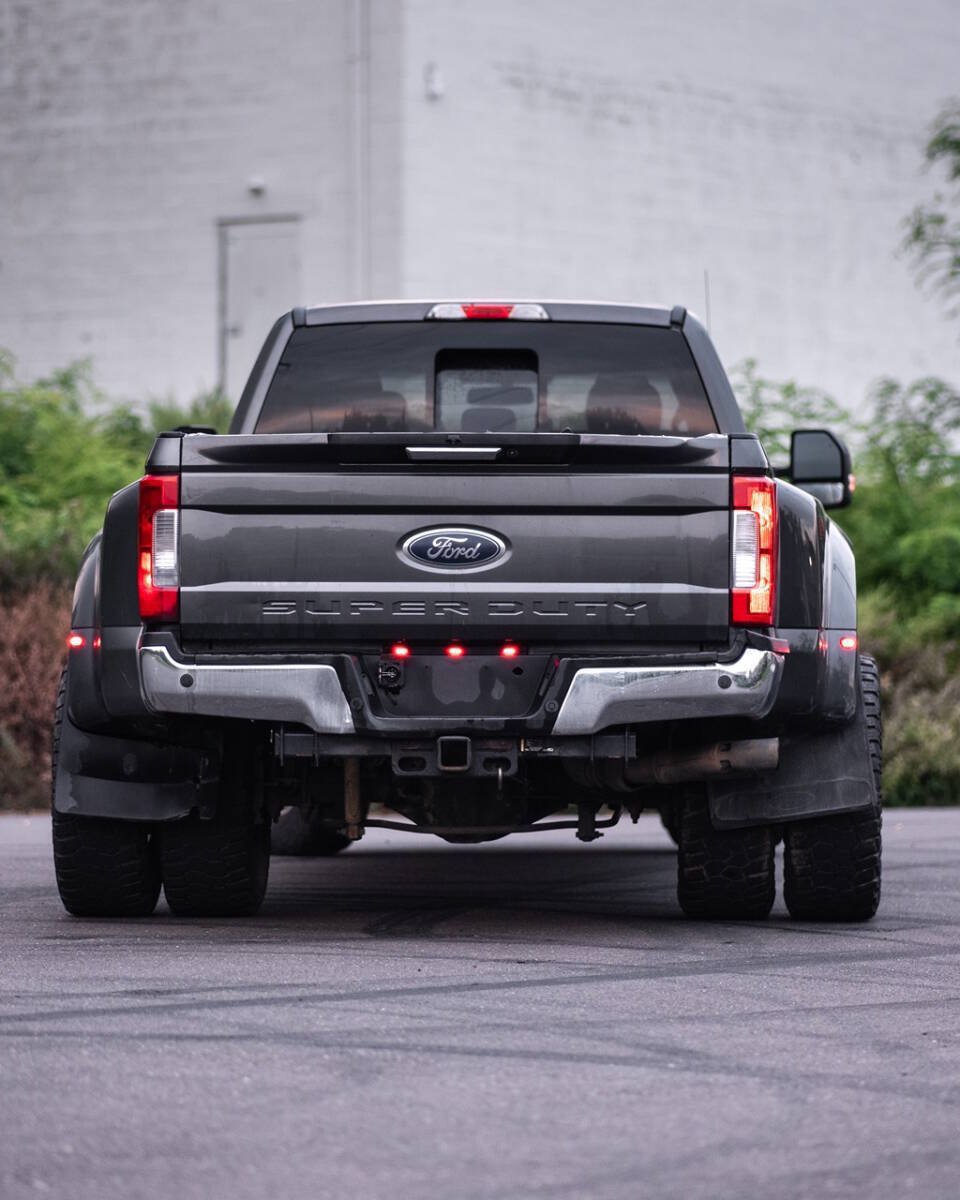 Used 2017 Ford F350 Lariat w/ FX4 Off-Road Package AWD/4WD image 11