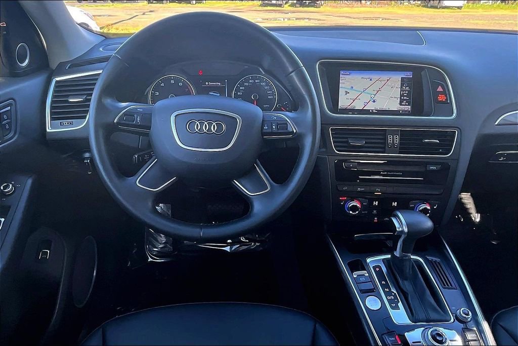 Used 2016 Audi Q5 2.0T Premium Plus w/ Technology Package image 7