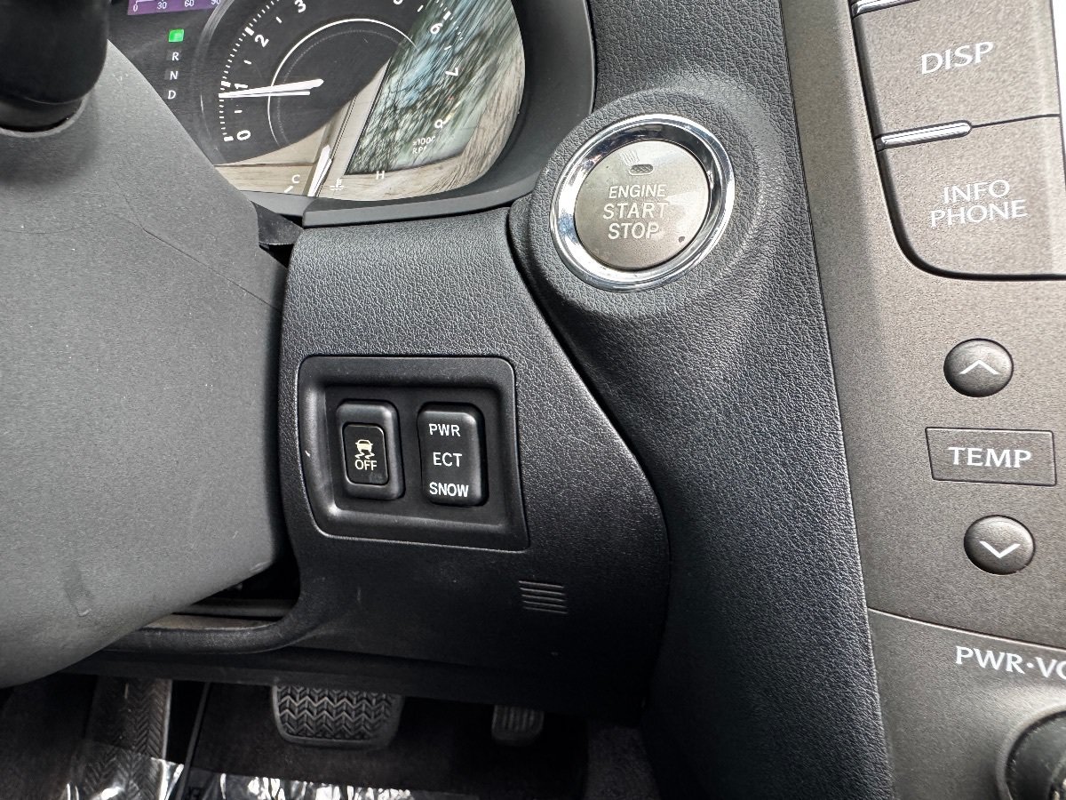 Used 2010 Lexus IS 250C RWD image 30