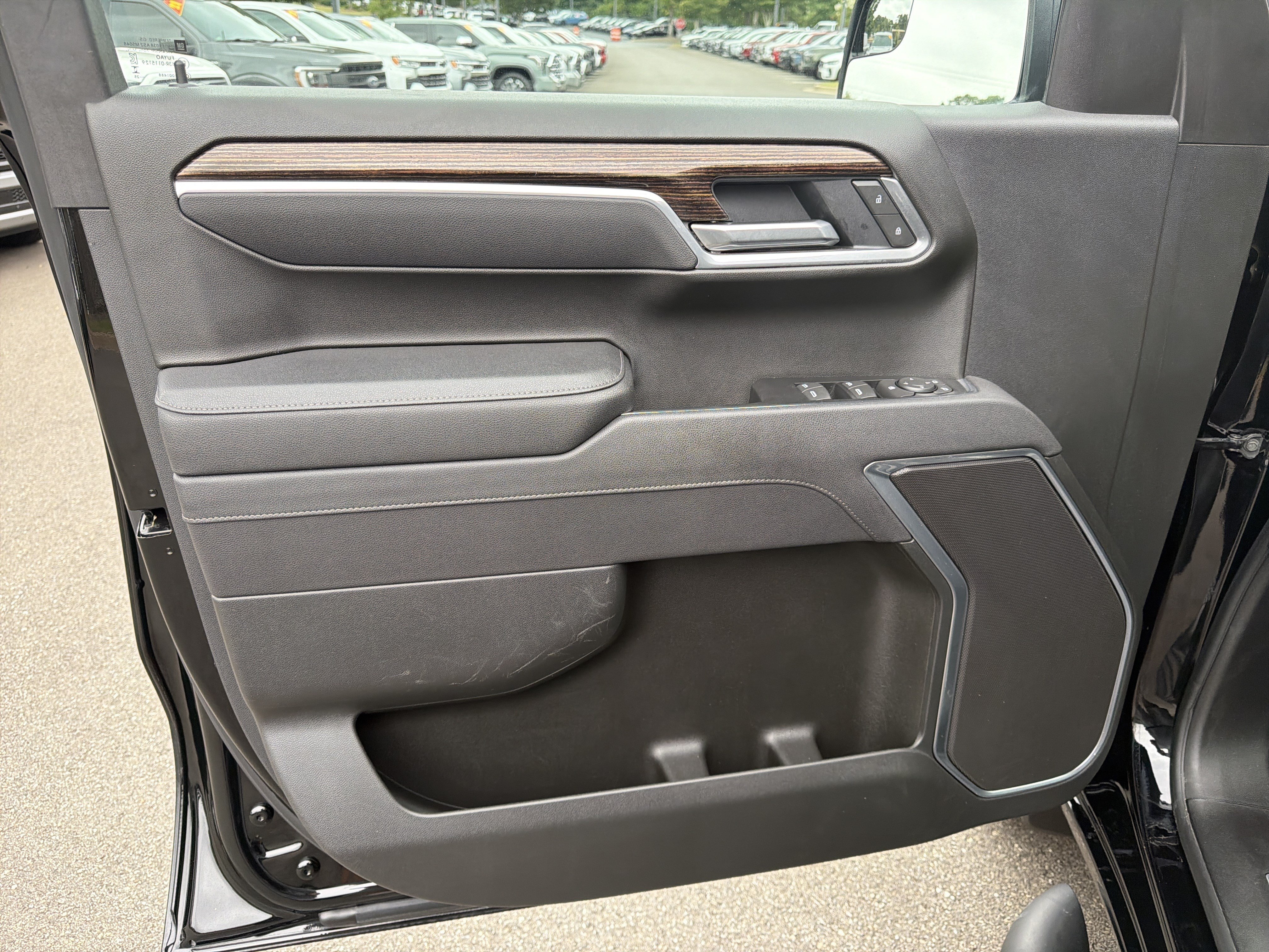 Used 2025 GMC Sierra 1500 Elevation AWD/4WD image 10