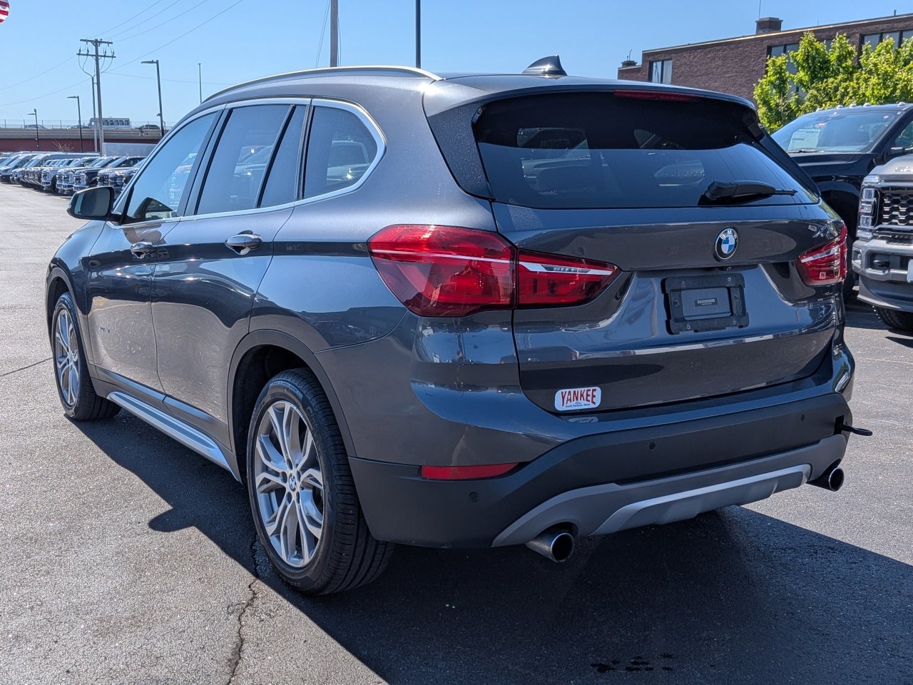 Used 2017 BMW X1 xDrive28i AWD/4WD image 6
