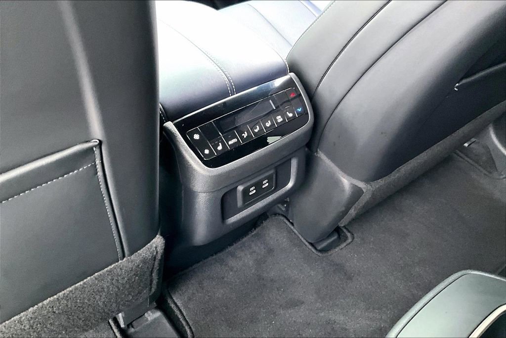 Certified 2026 INFINITI QX60 Sport w/ Dark Cargo Package AWD/4WD image 33