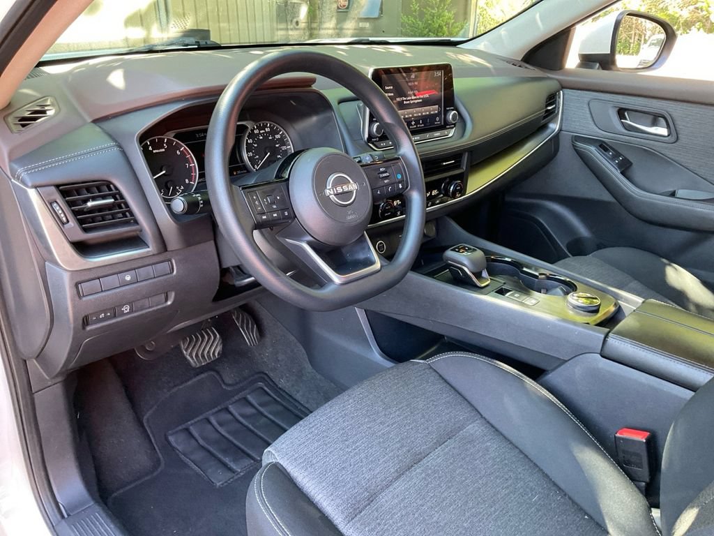 Used 2023 Nissan Rogue SV AWD/4WD image 22