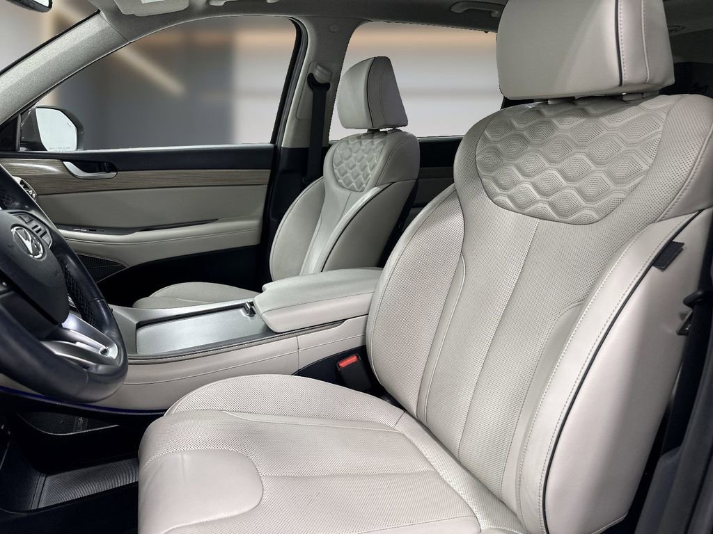 Used 2021 Hyundai Palisade Limited FWD image 13