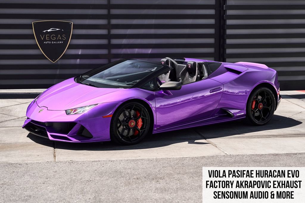 Used 2024 Lamborghini Huracan EVO image 1