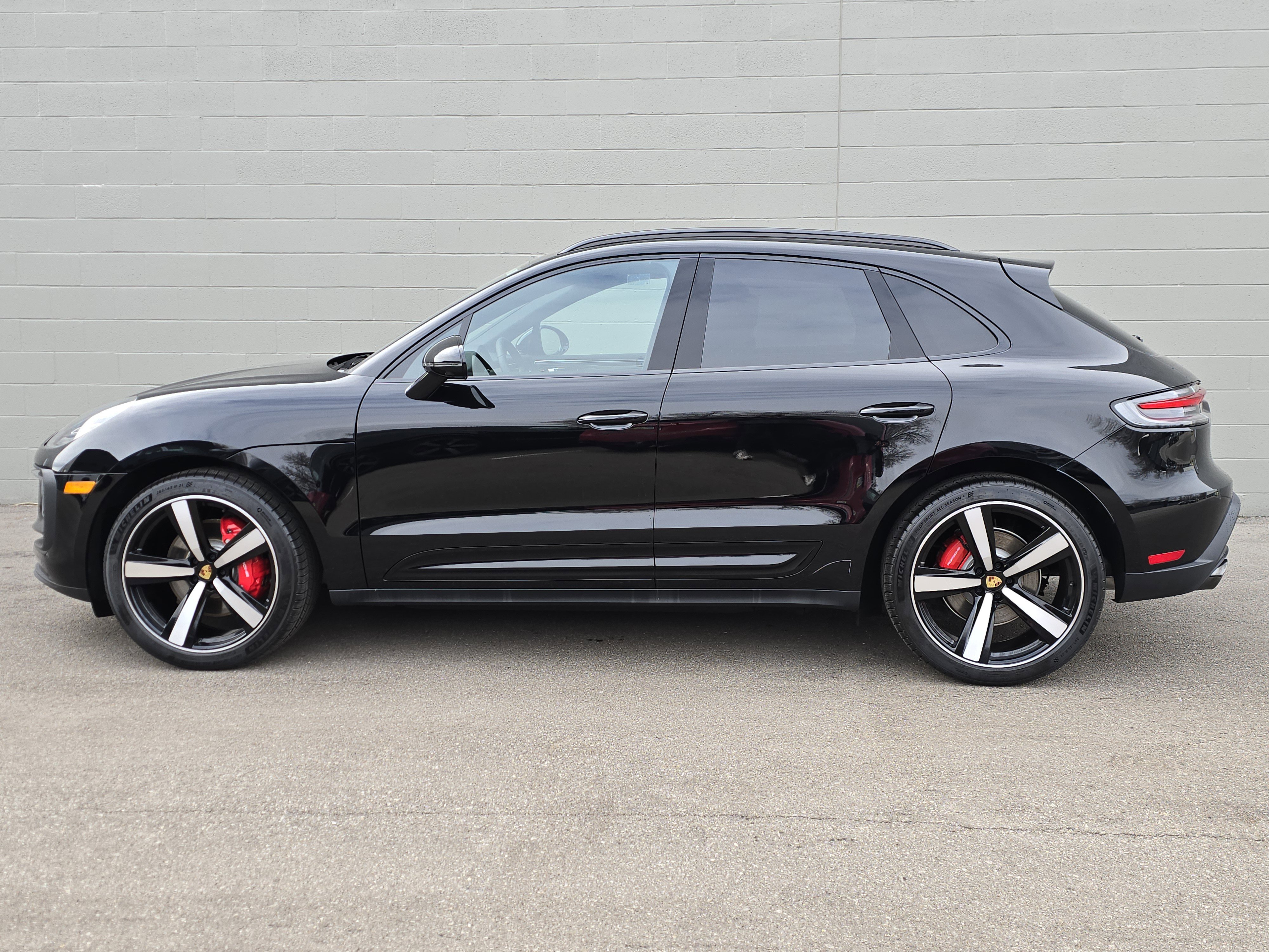 New 2026 Porsche Macan S image 2