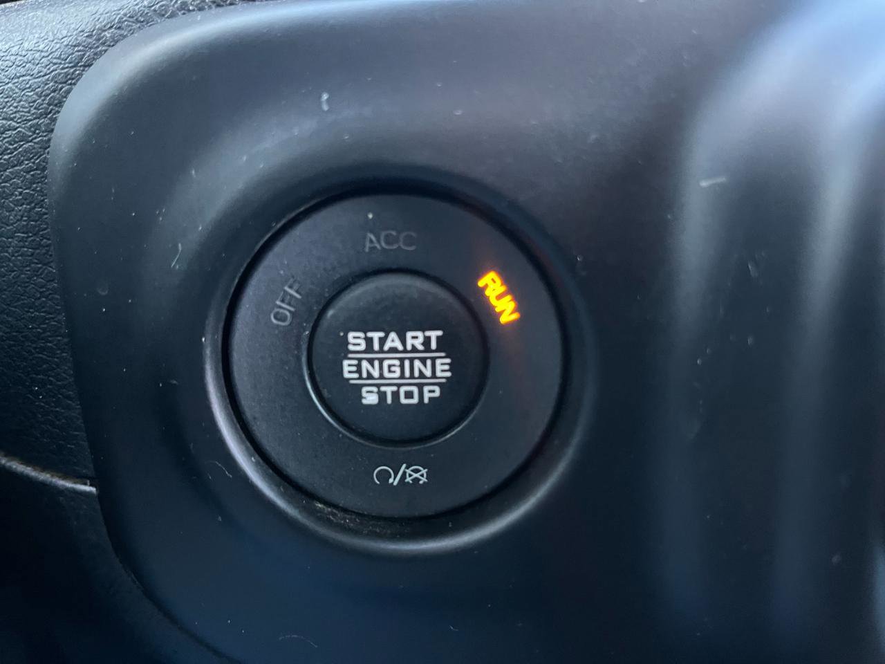 Used 2018 Jeep Wrangler Sport AWD/4WD image 28