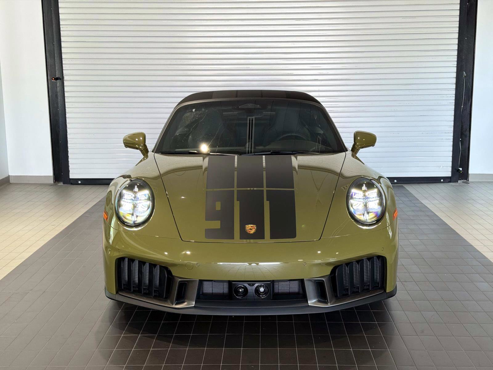 New 2026 Porsche 911 GTS image 7