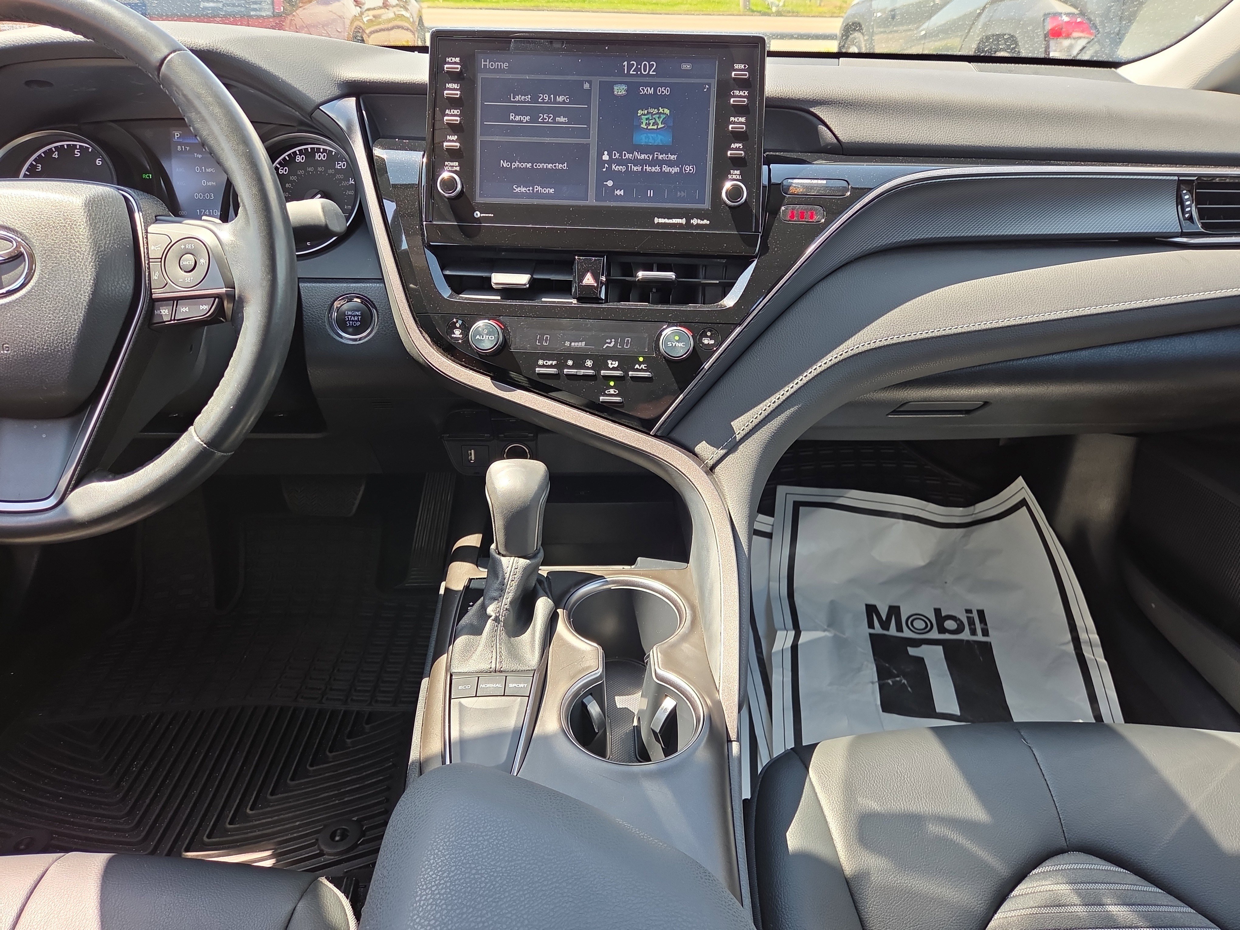 Used 2022 Toyota Camry SE w/ Audio Upgrade Package image 15