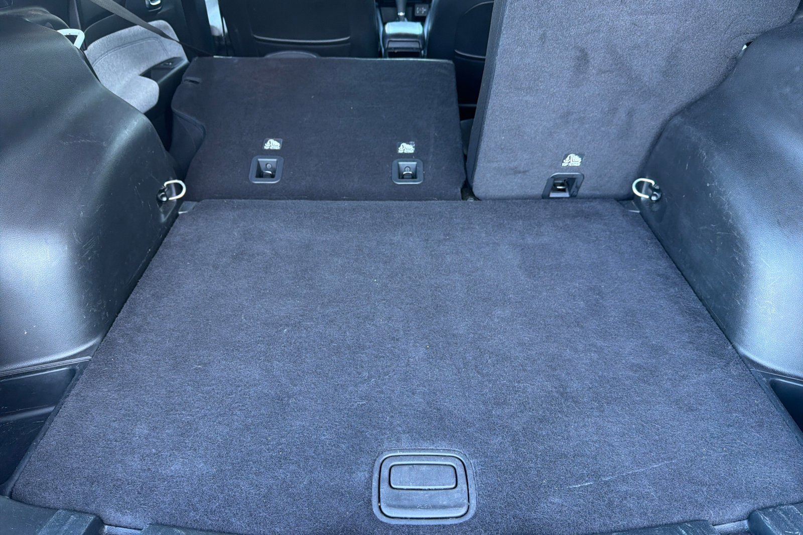 Used 2024 Jeep Compass Latitude image 12