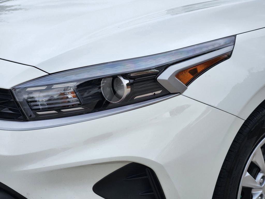 Certified 2024 Kia Forte LX image 7