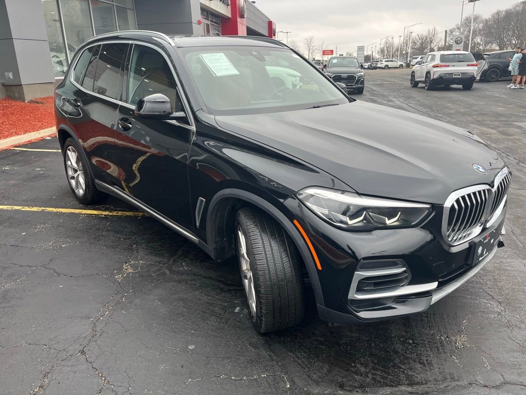 Used 2022 BMW X5 xDrive40i image 3