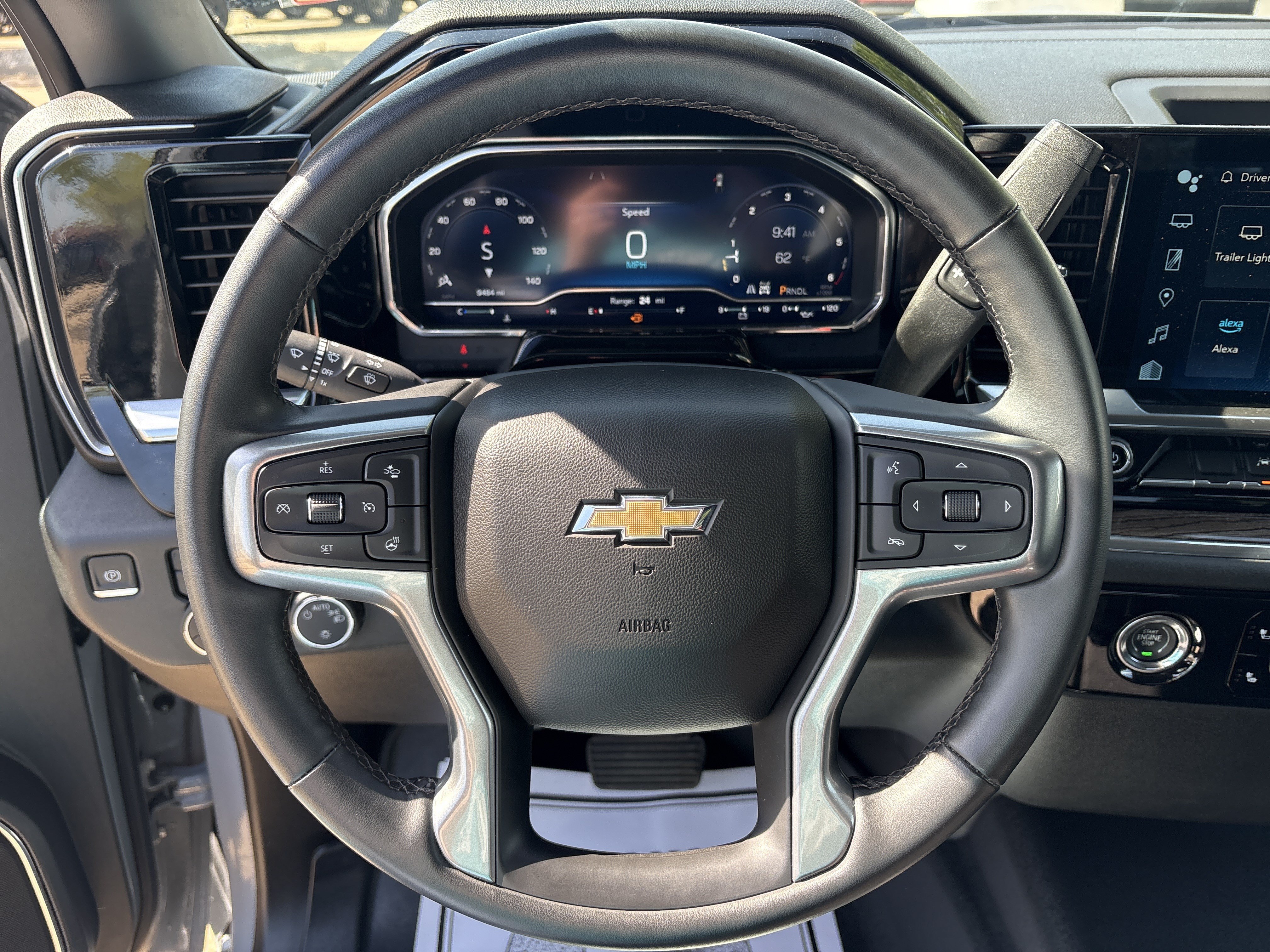 Used 2024 Chevrolet Silverado 1500 LT AWD/4WD image 17