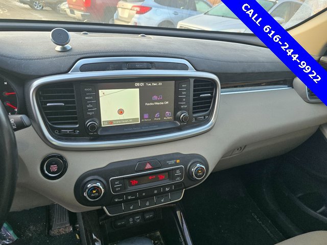 Used 2019 Kia Sorento EX w/ EX Touring Package image 13