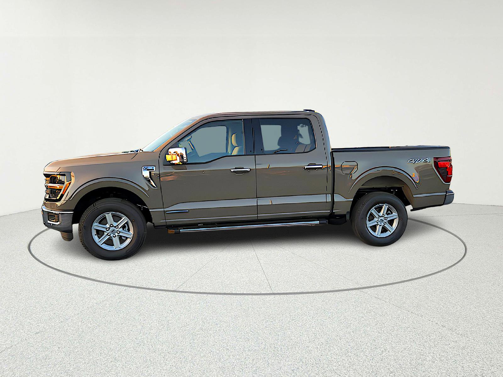 New 2025 Ford F150 XLT w/ Equipment Group 302A MID video 3