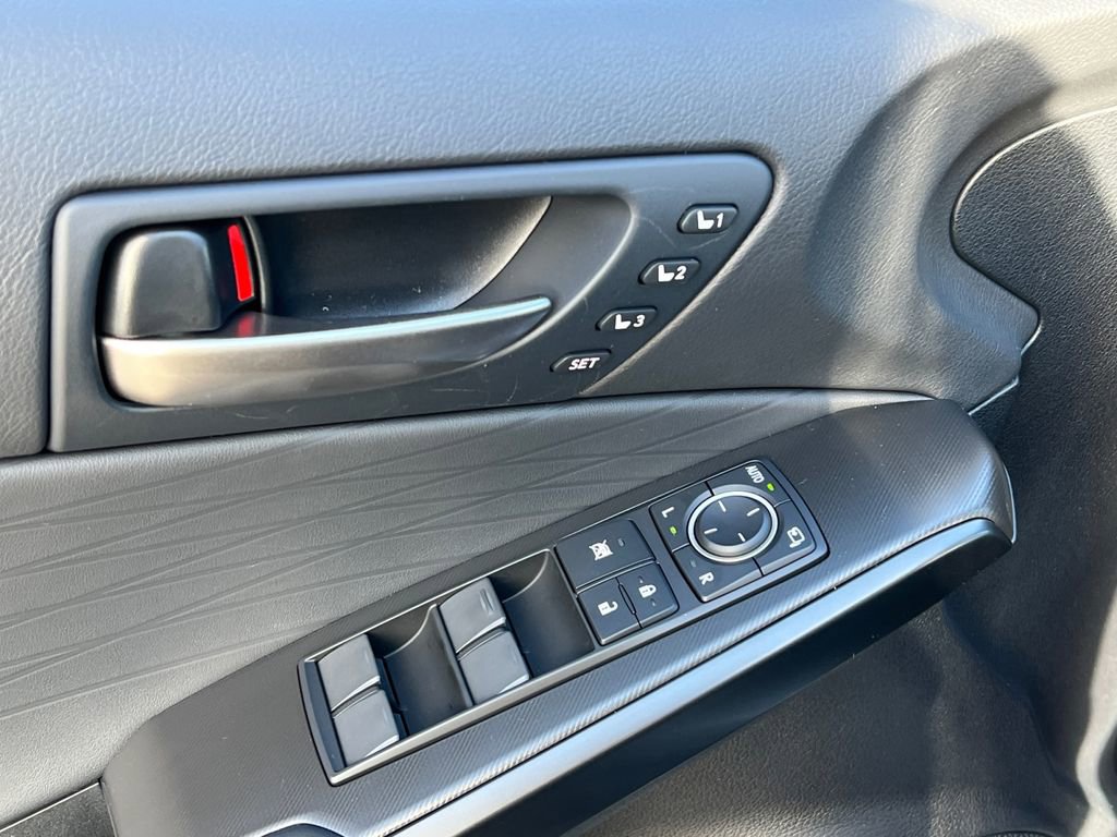 New 2025 Lexus IS 350 F Sport image 12