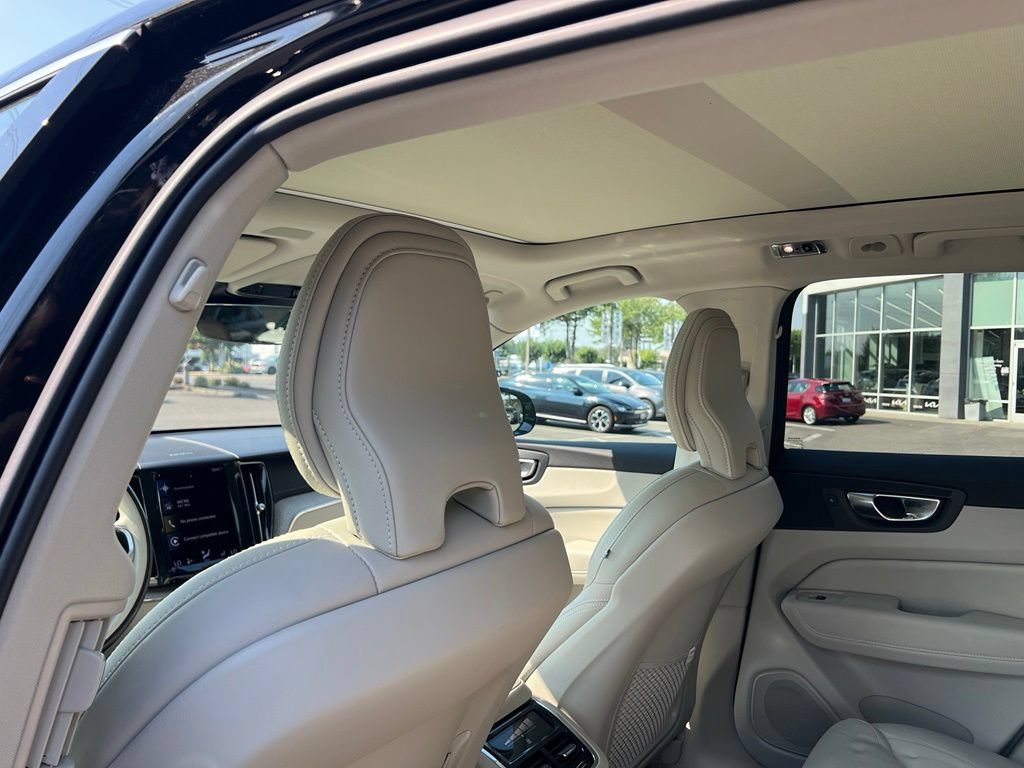 Used 2021 Volvo XC60 T5 Inscription w/ Protection Package Premier FWD image 10