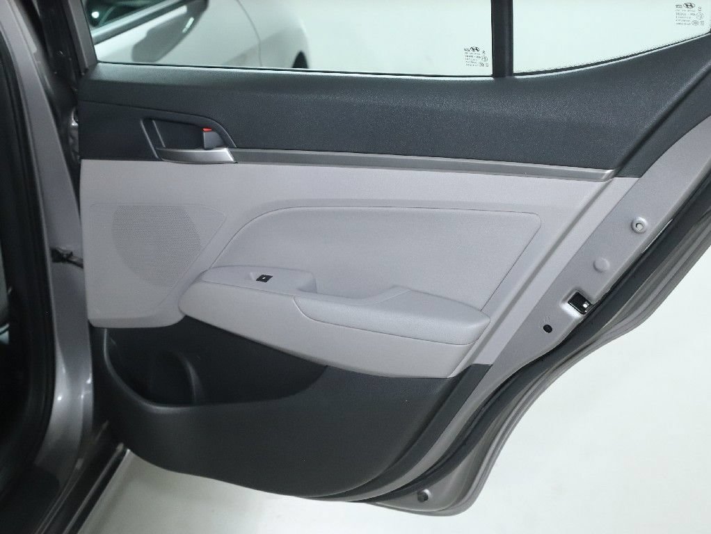 Used 2020 Hyundai Elantra Value Edition w/ Cargo Package (C1) FWD image 32