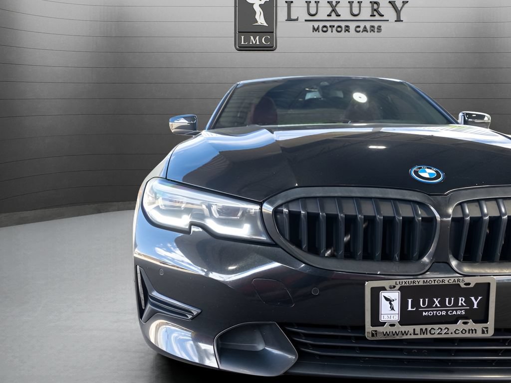 Used 2022 BMW 330e xDrive w/ Premium Package AWD/4WD image 10