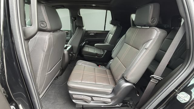 Used 2025 Chevrolet Tahoe High Country AWD/4WD image 20