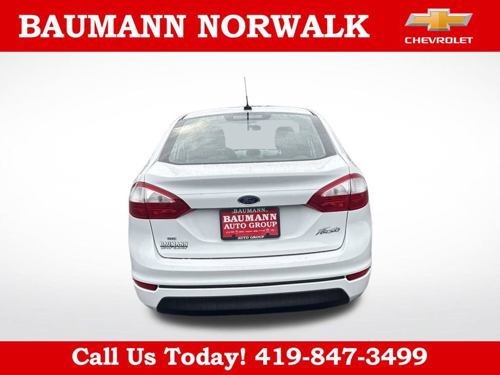 Used 2017 Ford Fiesta SE FWD image 9