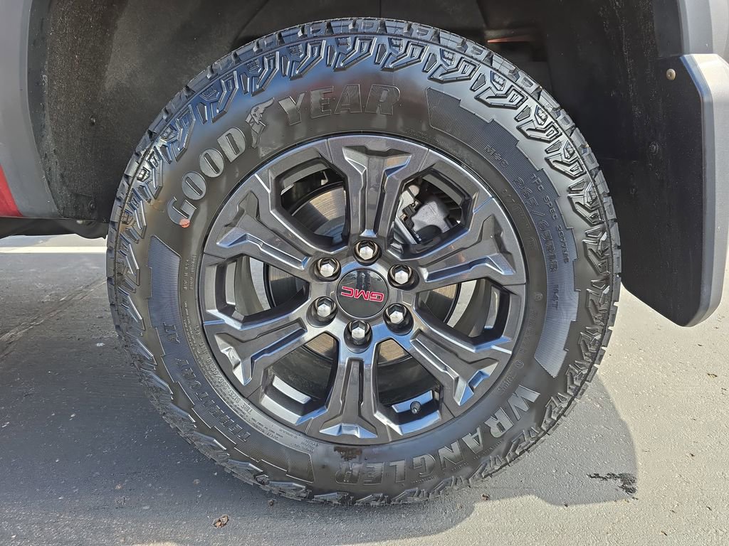 Used 2025 GMC Canyon Elevation w/ Convenience Package image 34