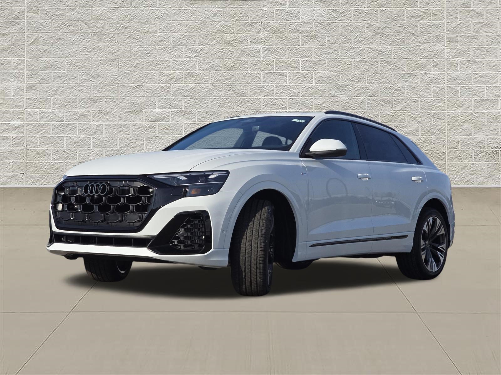 New 2027 Audi Q8 Premium Plus AWD/4WD image 3