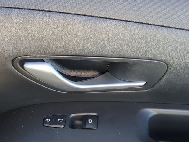 Used 2023 Hyundai Tucson SE image 36