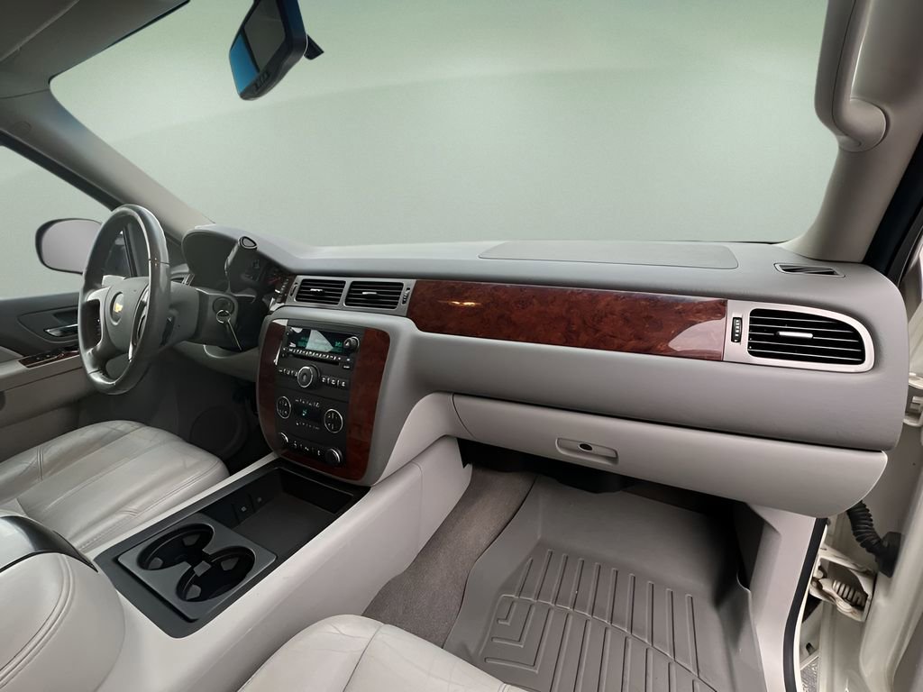 Used 2013 Chevrolet Silverado 1500 LTZ w/ LTZ White Diamond Edition image 25