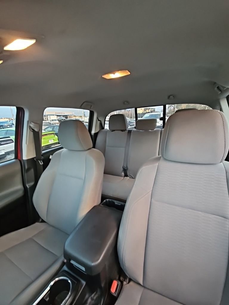 Used 2019 Toyota Tacoma SR w/ SR Convenience Package RWD image 20