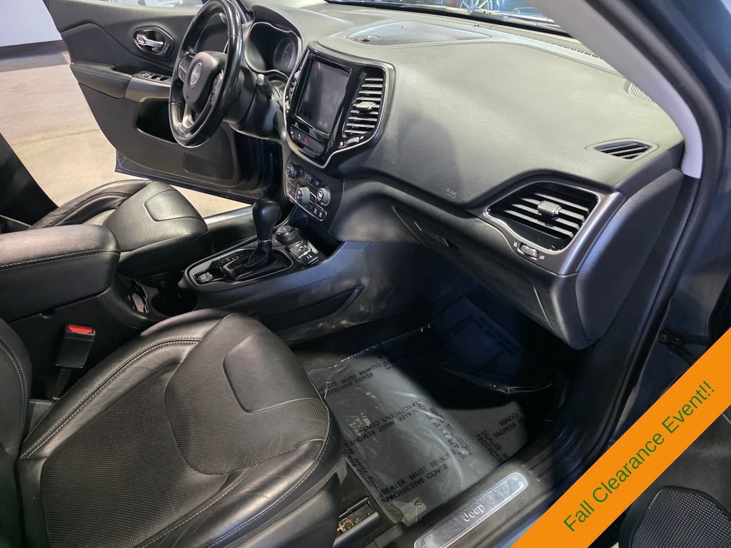Used 2020 Jeep Cherokee Limited AWD/4WD image 18