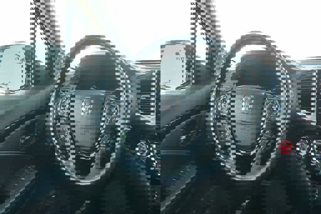 Certified 2018 Honda Ridgeline RTL-E image 12