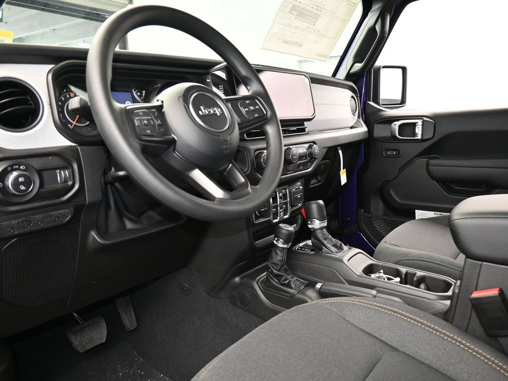 New 2026 Jeep Gladiator Sport AWD/4WD image 12